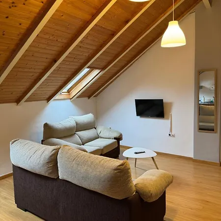 Gaudia Apartment *